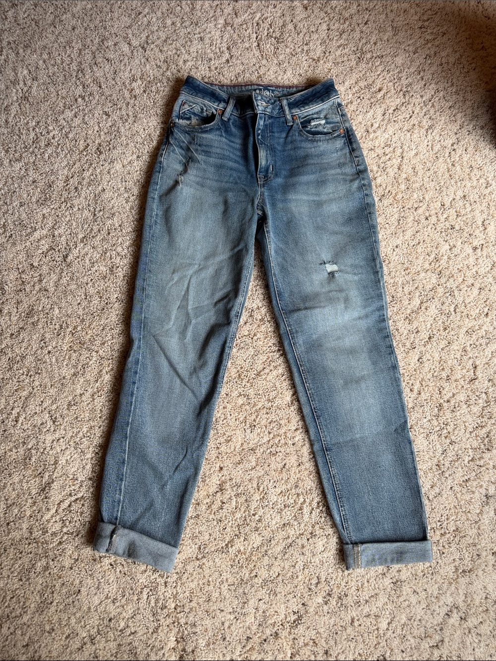 Relaxed Boyfriend Jeans in Faded Blue
